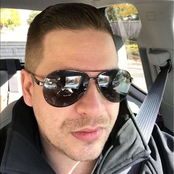 Meet your Posher, Gregory - Picture 1 of 1